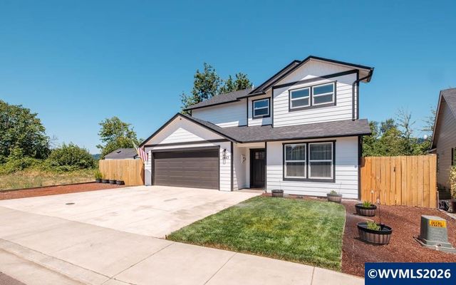 1443 45th Av, Sweet Home, OR 97386