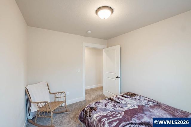 1443 45th Av, Sweet Home, OR 97386