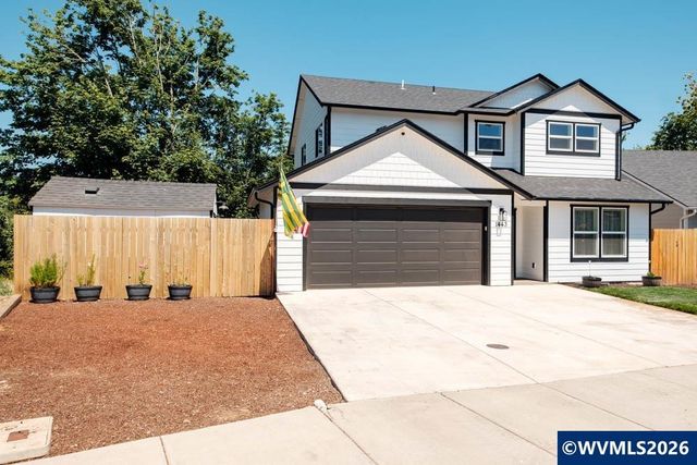 1443 45th Av, Sweet Home, OR 97386