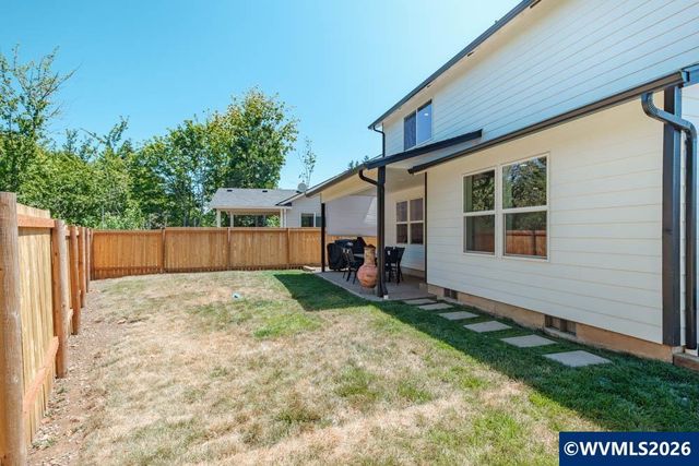 1443 45th Av, Sweet Home, OR 97386