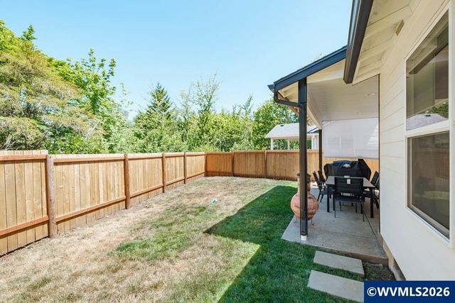 1443 45th Av, Sweet Home, OR 97386