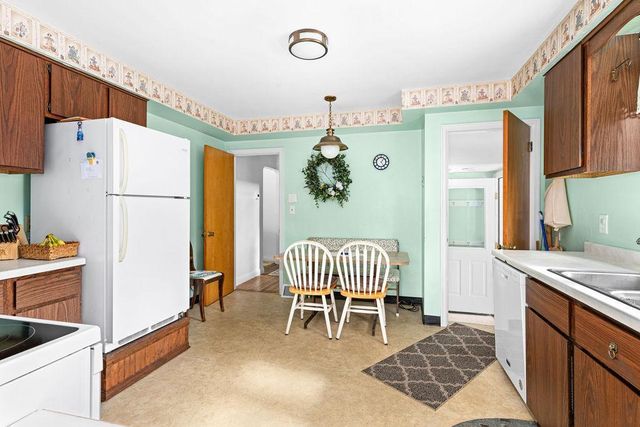 206 E Gilead Street, Duluth, MN 55811