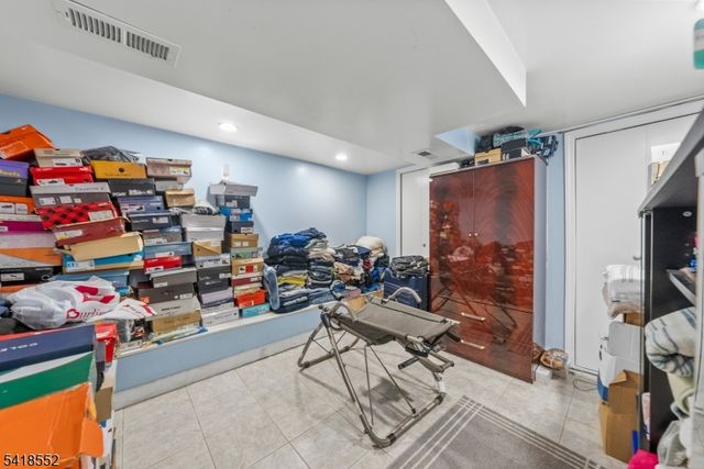 335 Glendale Rd, North Plainfield Boro, NJ 07063