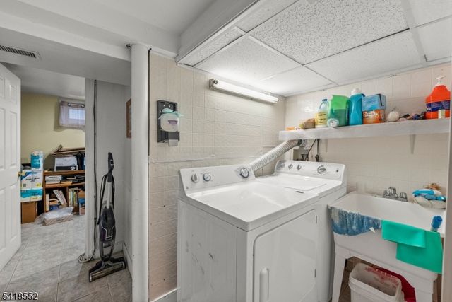 335 Glendale Rd, North Plainfield Boro, NJ 07063