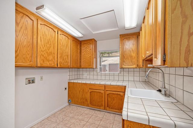 2072 Moonstone Cir, El Dorado Hills, CA 95762