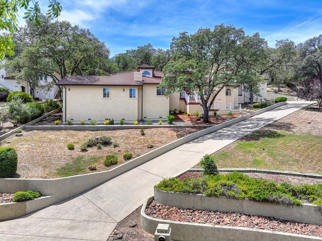 2072 Moonstone Cir, El Dorado Hills, CA 95762