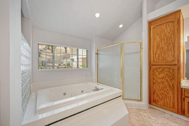 2072 Moonstone Cir, El Dorado Hills, CA 95762