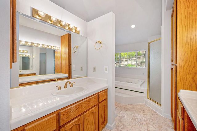 2072 Moonstone Cir, El Dorado Hills, CA 95762