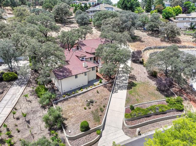 2072 Moonstone Cir, El Dorado Hills, CA 95762