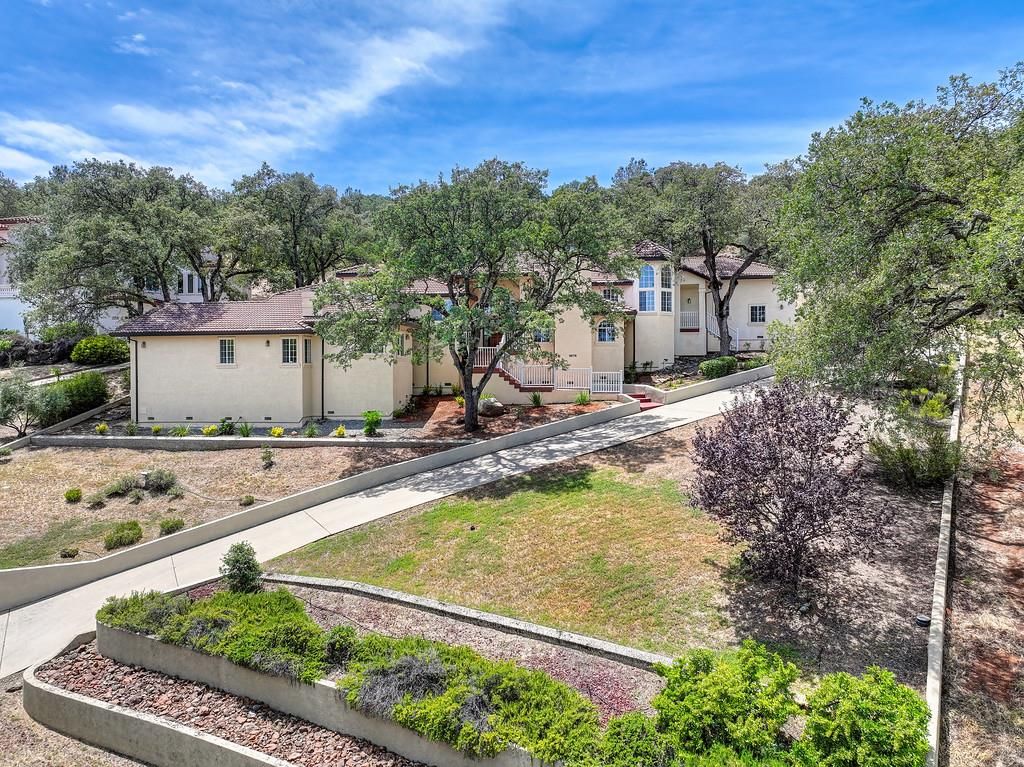 2072 Moonstone Cir, El Dorado Hills, CA 95762