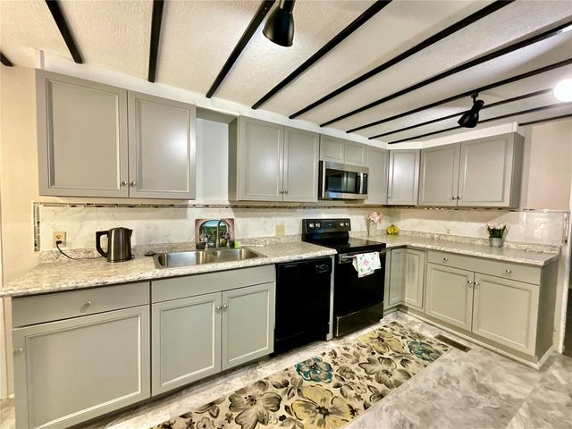 109 SANDPIPER DRIVE, Hawthorne, FL 32640