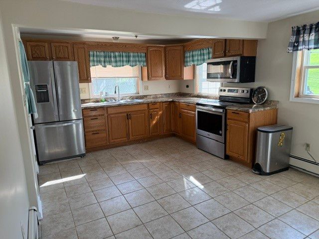 51 Hickory St, Ellsworth Boro, PA 15021