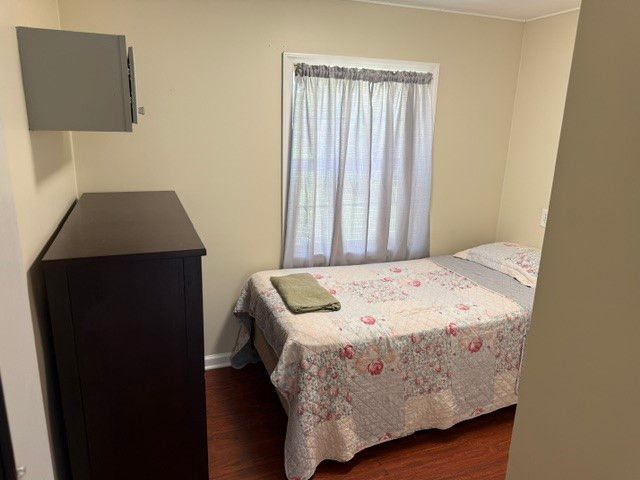 51 Hickory St, Ellsworth Boro, PA 15021