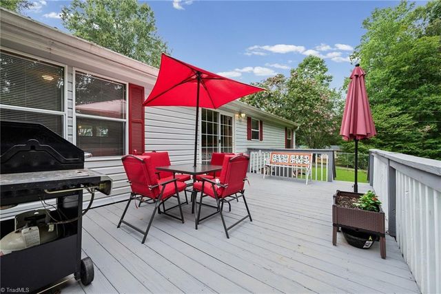 1005 Jessi Court, Yadkinville, NC 27055