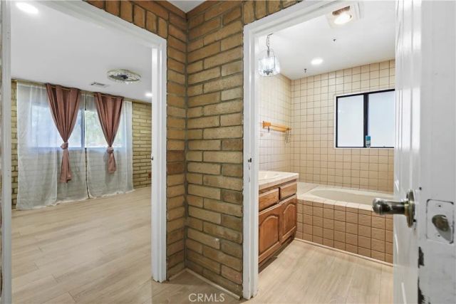 34335 Agua Dulce Canyon Road, Agua Dulce, CA 91390