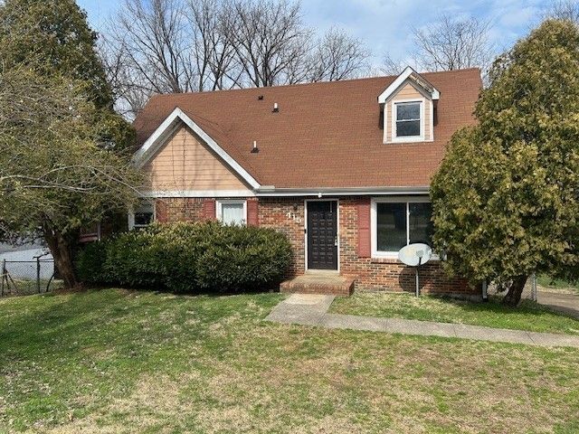 415 Beasley Dr, Clarksville, TN 37042
