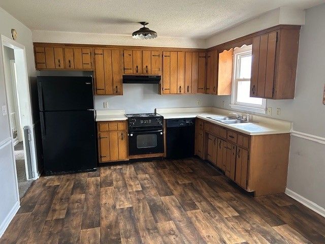 415 Beasley Dr, Clarksville, TN 37042