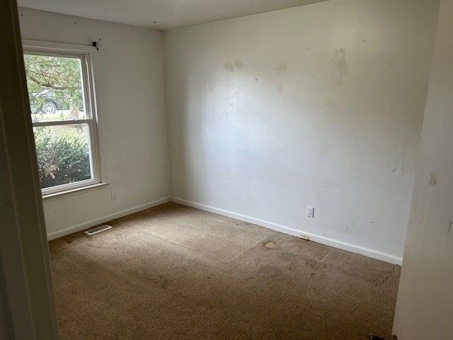 415 Beasley Dr, Clarksville, TN 37042