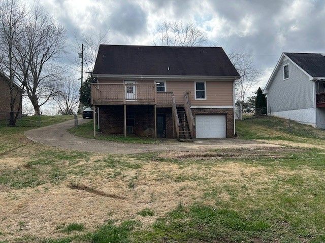 415 Beasley Dr, Clarksville, TN 37042