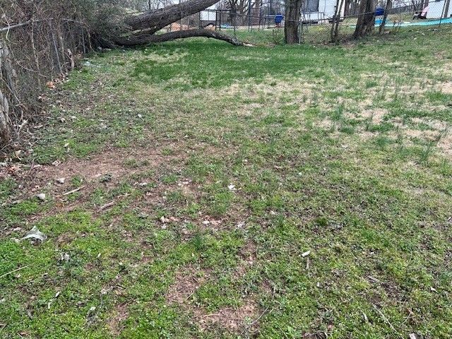 415 Beasley Dr, Clarksville, TN 37042