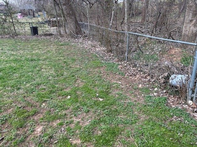 415 Beasley Dr, Clarksville, TN 37042