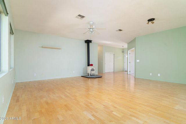 52162 E BLACK JACK Road, Miami, AZ 85539