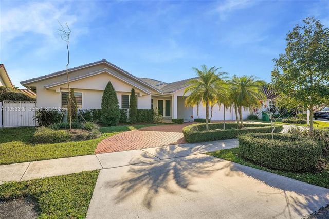 11472 SW 28th Ter, Miami, FL 33165