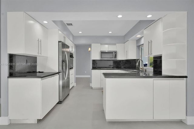 11472 SW 28th Ter, Miami, FL 33165