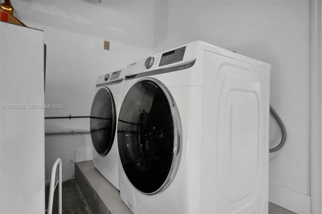 11472 SW 28th Ter, Miami, FL 33165