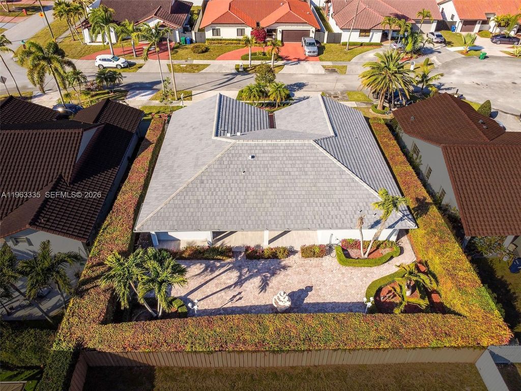 11472 SW 28th Ter, Miami, FL 33165