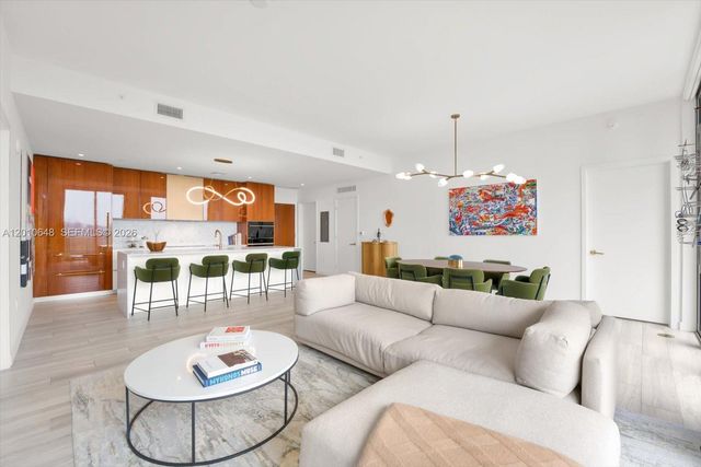 2678 Tigertail Ave 1404, Miami, FL 33133
