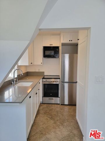 923 16th Street, Santa Monica, CA 90403