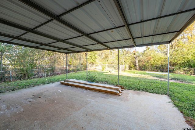 2300 Glenview, Tyler, TX 75701