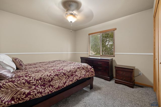 5308 SAVANNAH ST, Rapid City, SD 57703