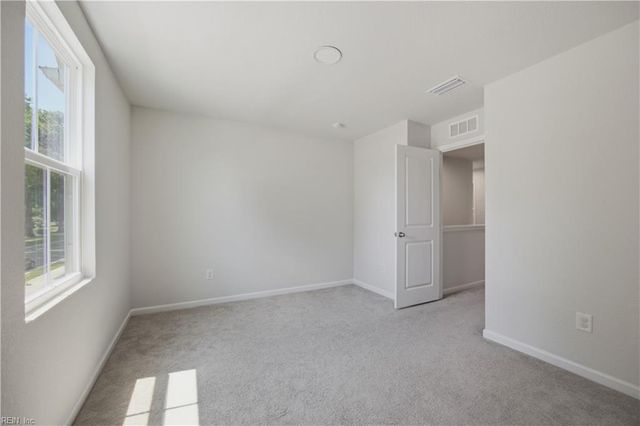 109 Good Hope LN, Portsmouth, VA 23701
