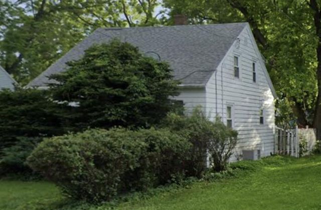 1221 Evans STREET, Oshkosh, WI 54901