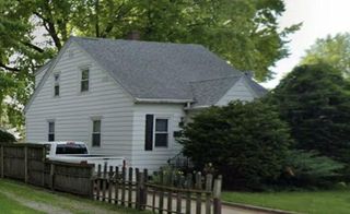 1221 Evans STREET, Oshkosh, WI 54901
