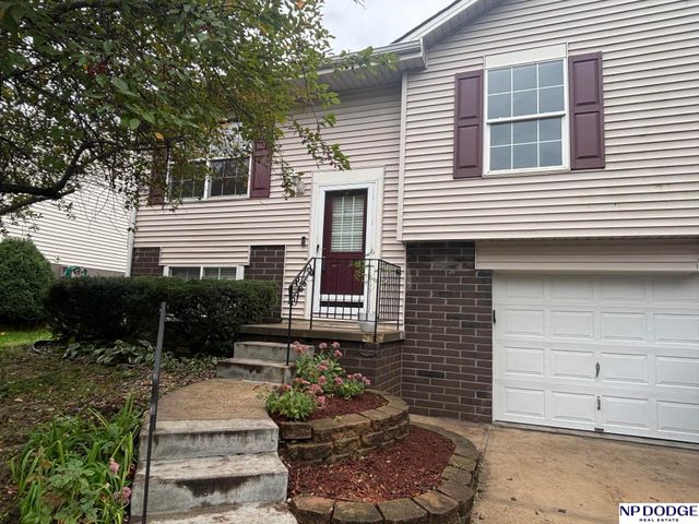 8005 Bauman Avenue, Omaha, NE 68122