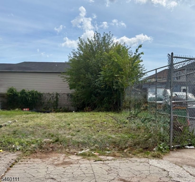 146 Elizabeth Ave, Newark City, NJ 07108 — photo 2