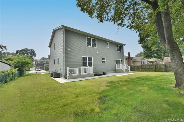 124 North Drive, Massapequa, NY 11758