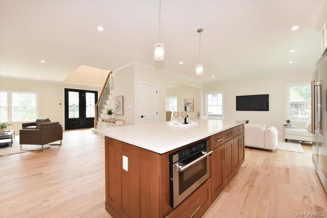 124 North Drive, Massapequa, NY 11758