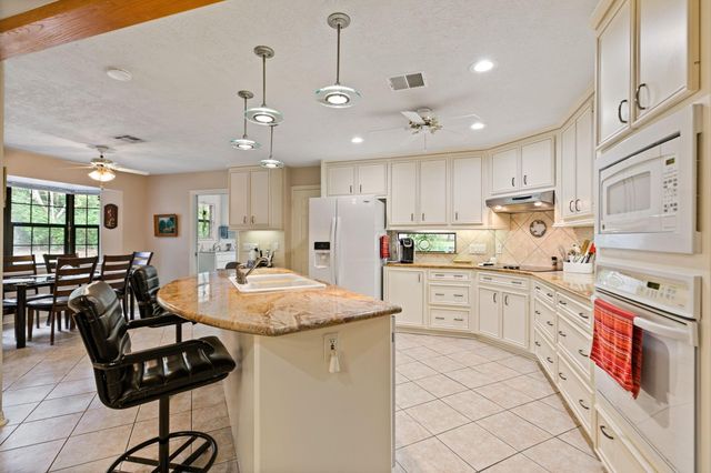 26530 Pin Oak Drive, Magnolia, TX 77354