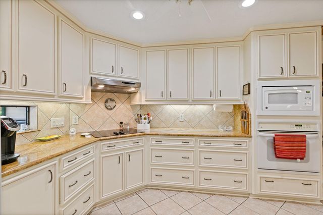 26530 Pin Oak Drive, Magnolia, TX 77354