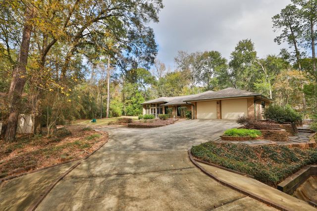 26530 Pin Oak Drive, Magnolia, TX 77354