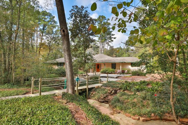 26530 Pin Oak Drive, Magnolia, TX 77354