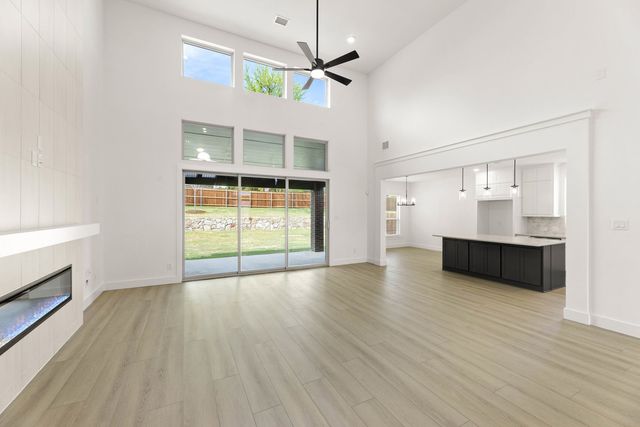 1115 Willow Lake Drive, Desoto, TX 75115