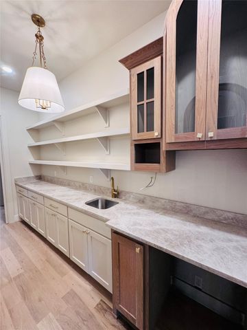 506 Sabine Drive, Aledo, TX 76008