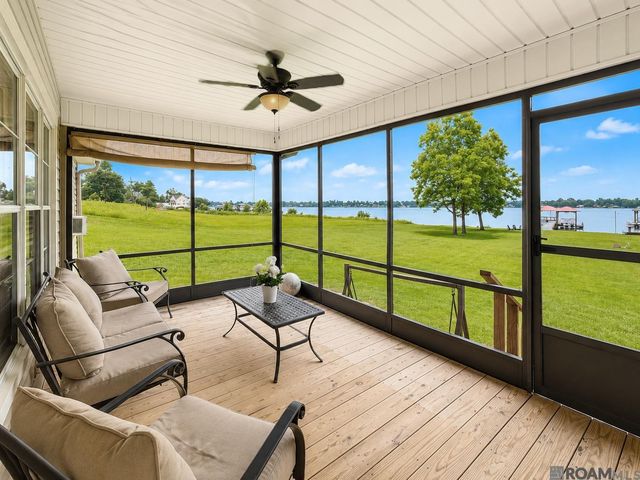 10467 Island Rd, Ventress, LA 70783