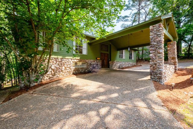8218 Evergreen Drive, Little Rock, AR 72227