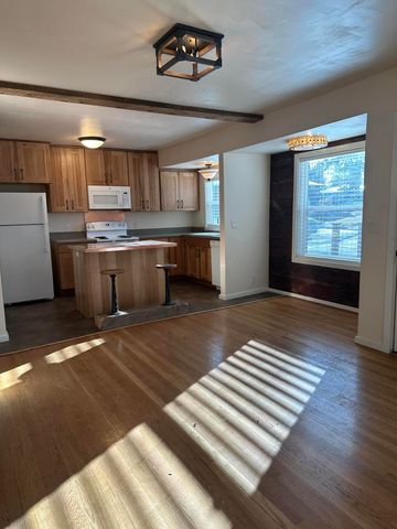 558 NE Lafayette Avenue, Bend, OR 97701